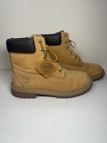 Stivali Timberland Premium in pelle junior nabuk isolati taglia 6M nuovi senza scatola