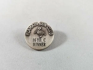Klamath Gun Club 16 Yd. C Winner Lapel-Hat pin  - Picture 1 of 2