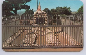 Buffalo Bill's Grave, W. F. Cody, Denver, Colorado, Vintage Chrome Postcard - Picture 1 of 2