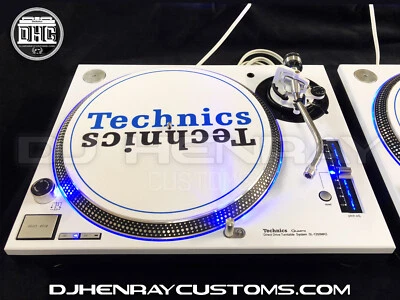 2 Tocadiscos Technics SL1200MK5s Leds azules personalizados recubiertos de polvo blanco Foto 1 de 4