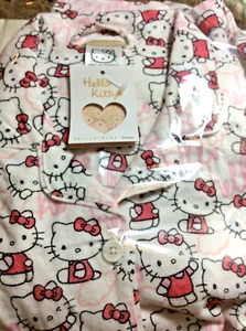 Pottery Barn Teen Hello Kitty Flanell Herzen Pyjama Schlafanzug Medium M Neu mit Etikett - Bild 1 von 1