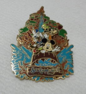 2002 WALT DISNEY WORLD SPLASH MOUNTAIN MICKEY & GOOFY SLIDER ENAMELED PIN #41 - Picture 1 of 7