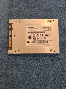Toshiba THNSNC256GBSJ CJAA0202 Apple# 655-1653C 2.5" 256gb Sata SSD - Afbeelding 1 van 2
