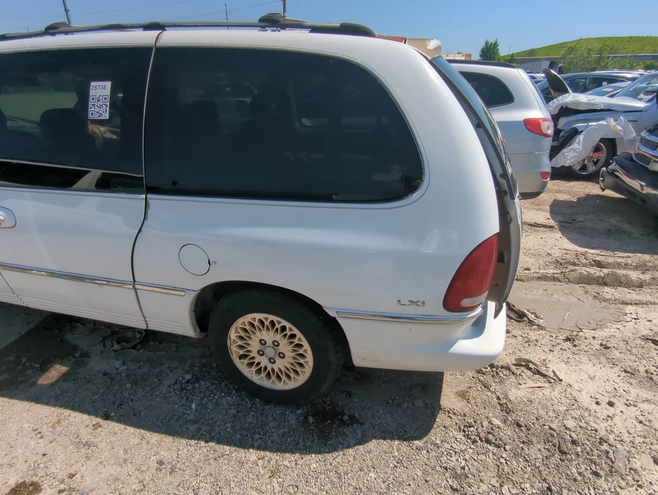 1996-2000 Chrysler Town & Country Trunk/decklid/hatch/tailgate Oem AIUVU - Image 1 of 2