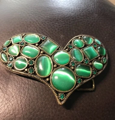Hebilla de cinturón de metal en forma de corazón Brads se adapta a piedras verdes de 1,5 pulgadas 4,5 x 3 Foto 1 de 4