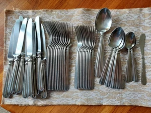 Tenedores de acero inoxidable Oneida USA Unity cuchillos cucharas para servir 48 piezas - Imagen 1 de 8