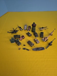 Lor MICRO MACHINES Milatary Helicopters, Tanks..... - Picture 1 of 4