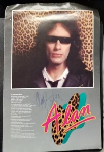 REO SPEEDWAGON - PÁGINA DE LIBRO DE GIRA 1979 VINTAGE FIRMADA DESPUÉS DEL ESPECTÁCULO POR ALAN GRATZER - Imagen 1 de 1