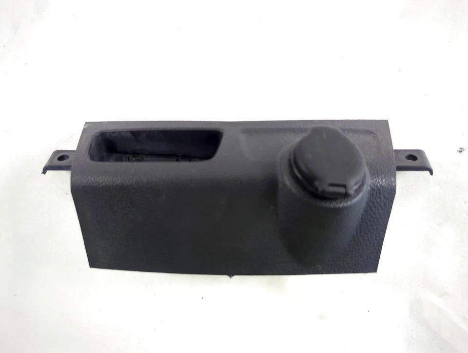 25774623 Socket Zigarettenanzünder CHEVROLET Trax 1.7 D 96KW Aut 5P (2014) Foto 1 de 4