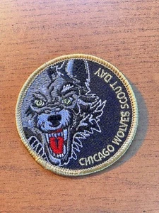 Chicago Wolves Scout Day pocket patch Round - Picture 1 of 1
