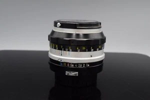 Nikon NIKKOR-S Auto 50mm F/1.4 Non-Ai MF Lens/ 7 Blades - Picture 1 of 3