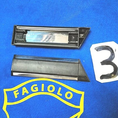 MODANATURA A112 PARAFANGO ANTERIORE Dx.2pz.PROFILO INOX+PLAST.AUTOBIANCHI A112 - Imagen 1 de 4