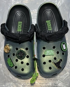 CROCS Wicked Classic Clog with Jibbitz Men's Size 9 / Women 11 - Picture 1 of 6