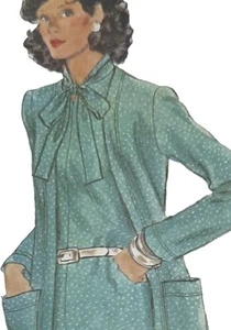 1970s Peep Neck Tie High Collar Tea Dress Duster Coat Vogue Sewing Pattern 9118 - Picture 1 of 3