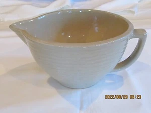 Vintage Batter Pitcher with Spout - Picture 1 of 4