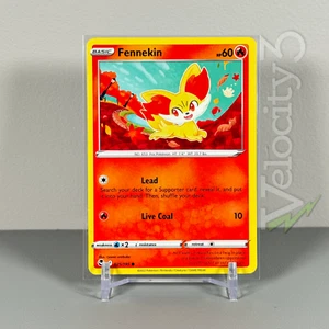 Tarjeta de JCC Pokémon: FENNEKIN 25/195 | Común | Tempestad de Plata | Casi Nueva/Como Nueva - Imagen 1 de 3