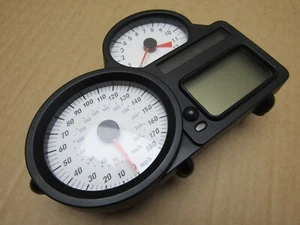 BMW K1200R 2006 32,945 miles instruments clocks speedometer (11946) - Picture 1 of 7
