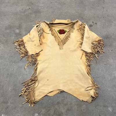 Vestido De Colección Nativo Americano Gamuza Piel de Ciervo Cuero Flecos Festival Boho Se Ajusta a L Foto 1 de 4