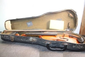 Violín Franz Foerster talla 1/2, Alemania. Con estuche/arco. - Imagen 1 de 10