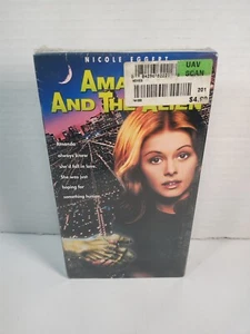 Amanda And The Alien VHS - 1995 Vintage Video Rare HTF Nicole Eggert - SEALED - Picture 1 of 7
