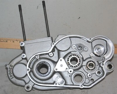 Husaberg FE FX 501E 400E 600E Crankcase Left Clutch Side Case 220 047-01 97-00 - Image 1 of 4