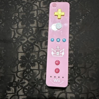 Princess Peach Pink Nintendo Wii Remote RVL-036 - Image 1 of 3