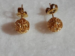 Vintage - Post - Pierced Earrings - Gold Tone  Mesh Ball - 8mm  Dia - Picture 1 of 5