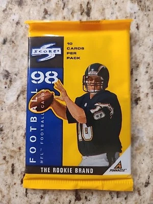 Unopened 1998 SCORE FOOTBALL 1 PACK  MANNING, MOSS, WOODSON, TAYLOR ROOKIE - Image 1 of 2