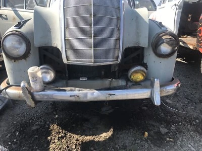 Mercedes W 105 219 1956-1959 1956-1959 off 1957 bakelight tablero moldura con interruptores Foto 1 de 4