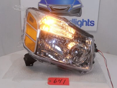 Faro halógeno pasajero derecho derecho Nissan Titan 2004-2006 TYC 20-6519-00-9 Foto 1 de 4