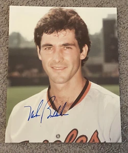 MIKE BODDICKER SIGNED AUTOGRAPHED 8X10 VINTAGE PHOTO BALTIMORE ORIOLES - Picture 1 of 1