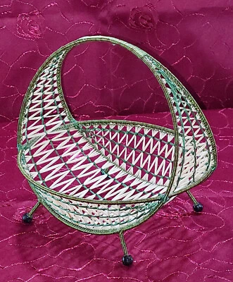 Aus Bast geflochtener Korb, 1950er–1970er Jahre. - Bild 1 von 3