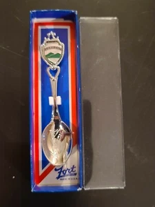 VINTAGE SOUVENIR SPOON~VERMONT~ETCHED By Fort Inc. - Picture 1 of 4