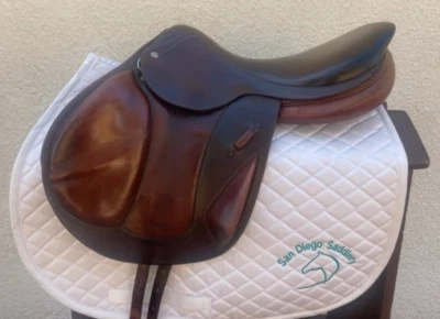 CWD Monoflap 18" solapa corta Foto 1 de 4