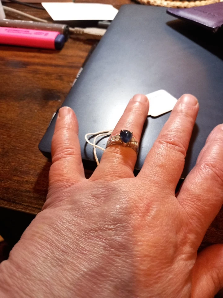 9ct White Gold Sapphire And Diamond Ring - Image 1 of 4