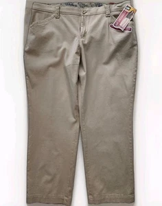 Lee Comfort Fit Khaki Pants 16W Petite Length Stretch Waistband Straight Leg  - Picture 1 of 11