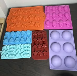 Silikonformen 6 Stück verschiedene Größen Backen Gummis Geburtstag Leckereien gebraucht - Bild 1 von 6