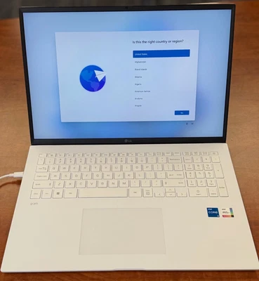 LG gram 17" Laptop, Intel 13th Gen Core i5, Windows 11 Home, 16GB RAM, 512GB SSD - Image 1 of 4