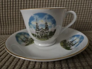Vintage Demitasse Souvenir Tasse/Untertasse Set Basilika Ste Anne De Beaupre Quebec GD Borte - Bild 1 von 19