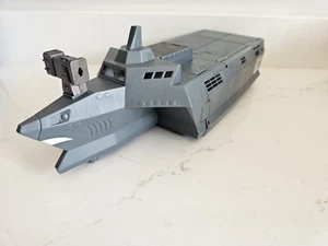 Disney Pixar Cars 2 Tony Trihull Spy Stealth Schiff Tragetasche Teile/Reparatur - Bild 1 von 14