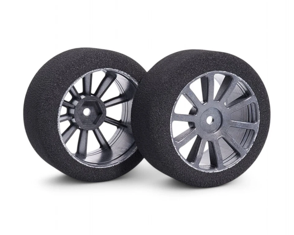 Matrix Racing Moosgummi 1/10 Reifen hinten 37 auf Air Carbon Felge 64mm ... - Bild 1 von 1