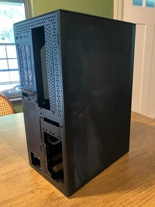 Etui SSUPD Meshroom S V2 Mini-ITX Small Form Factor (SFF) - Zdjęcie 1 z 7