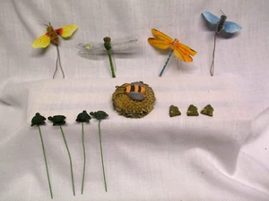 12 pc. BEE ~ INSECT- TURTLE VINTAGE CRAFT ASSORTMENT (8 PICKS) - Picture 1 of 9