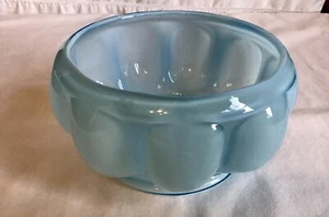 VINTAGE FENTON ART GLASS BLUE OVERLAY MELON JAR DISH - Picture 1 of 3