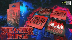 NETFLIX - STRANGER THINGS - PHRASES - UNTERSETZER 4er SET - COASTER SET PYRAMID - Picture 1 of 3
