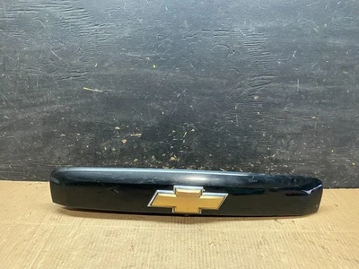 Chevrolet Tahoe Suburban 2007-2014 puerta levadiza trasera aplique con cámara T0480 DG Foto 1 de 4