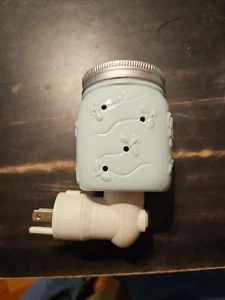 Scentsy Wandstecker "Remember to Stop and Chase the Fireflies"! Blaues Einmachglas - Bild 1 von 2