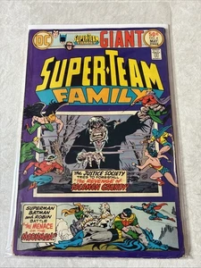 DC Giant Super-Team Family # 4 DC Comics Superman Batman Robin Moonman 1975 - Picture 1 of 7