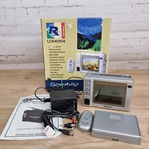 Vintage Roadstar LCD-4004 colore argento 4" pollici LCD monitor televisore portatile - Foto 1 di 24