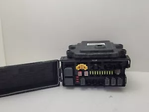 2006 Jeep Commander BCM Fuse Box P04692 - Picture 1 of 10